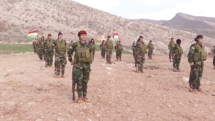 تعذيب بالكهرباء واغتصاب فتاة أمام أخيها.. فظائع في سجون إيران