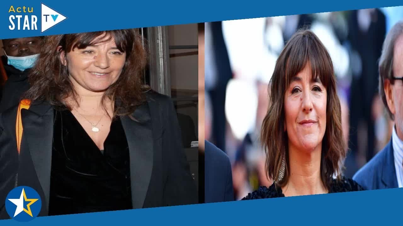 Romane Bohringer abandonnée à 9 mois par sa mère : l'actrice se confie sur ce "grand vide"