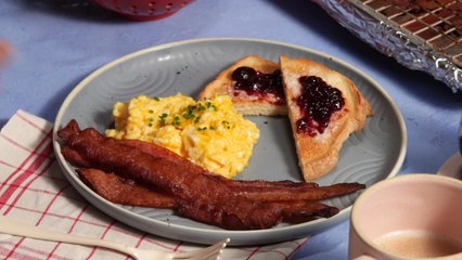 How to Make Thick Cut Bacon in the Oven