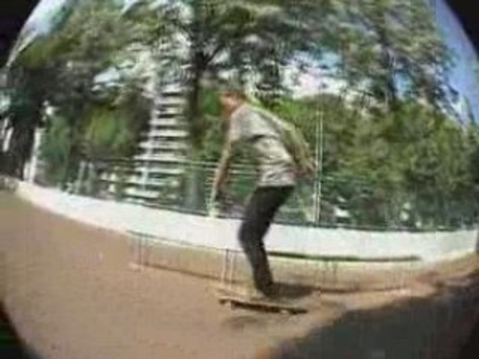 binch part skate park
