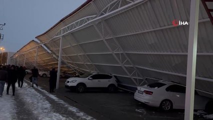 Siverek'te oto galericiler sitesi çatısı çöktü, onlarca araba altında kaldı