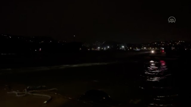 Sarıyer'de bir kişi fotoğraf çekerken denize düştü