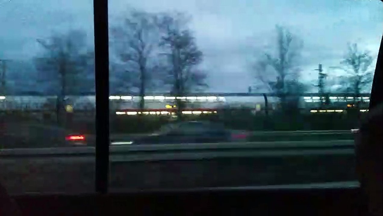 Kalter Abend auf der  Autobahn