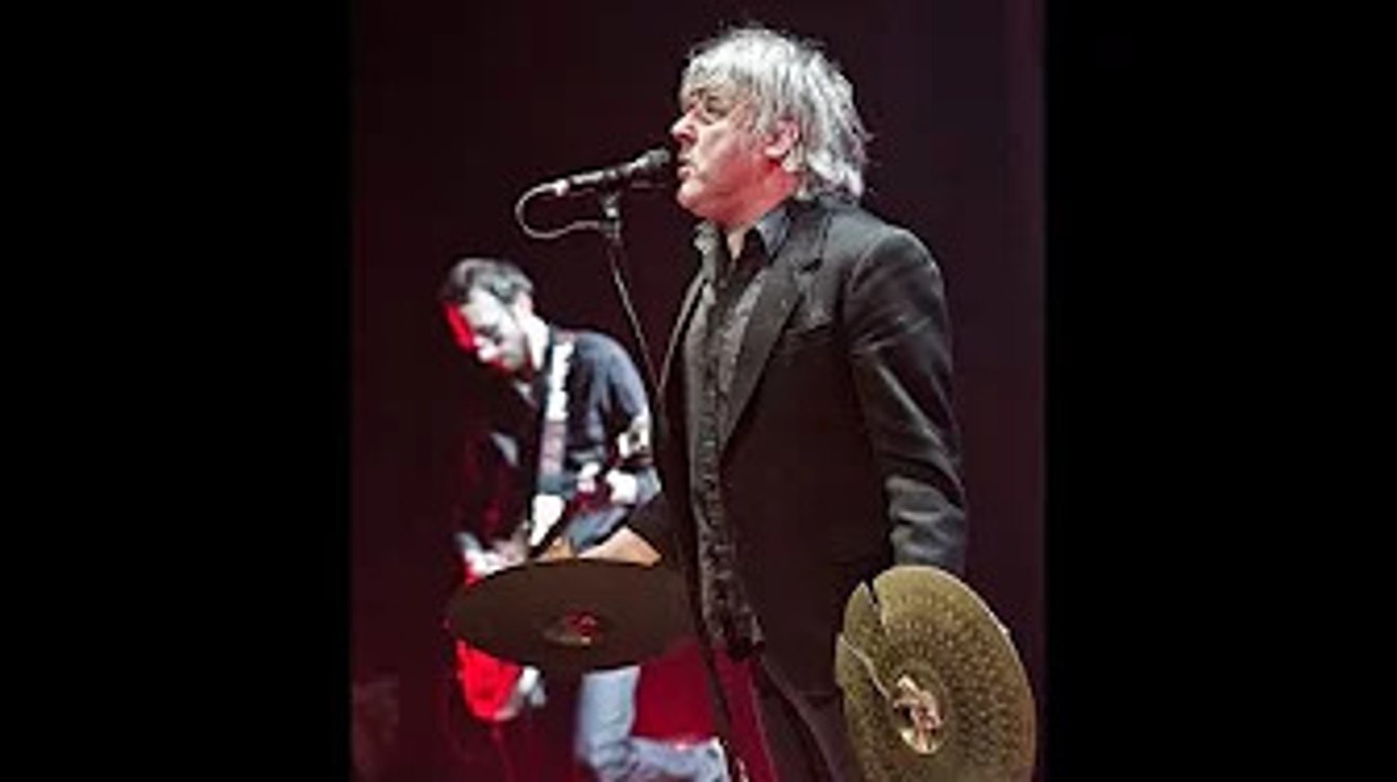 Arno : le chanteur belge est contraint d’annuler ses concerts à cause de son état de santé