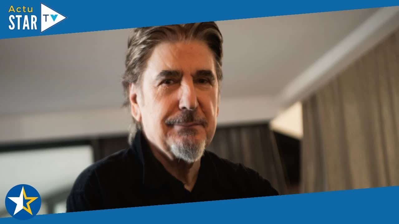 "J'ai beaucoup de mal à marcher" : Serge Lama "très abîmé", pourquoi vous ne le verrez pas chanter a