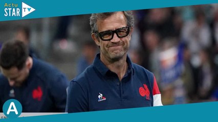 Fabien Galthié : pourquoi l’entraîneur du XV de France de rugby porte-t-il ces énormes lunettes ?