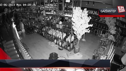 Gaziantep'te depremin şiddetini anlatan görüntü