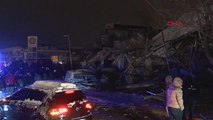 Malatya'da 7.7 büyüklüğündeki depremde bir otel yıkıldı