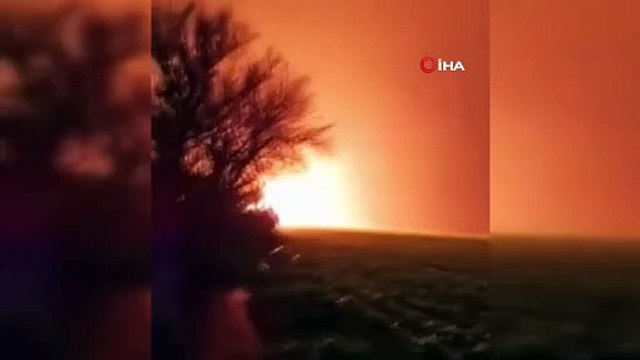 Depremin ardından doğal gaz boru hattı patladı