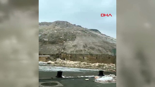 Kahramanmaraş merkezli 7.4 büyüklüğündeki depremin ardından tarihi Gaziantep Kalesi yıkıldı!