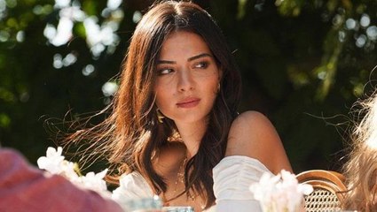 Oyuncu Melisa Aslı Pamuk'tan yardım çağrısı: Anneannem ve teyzem binada mahsur kaldı