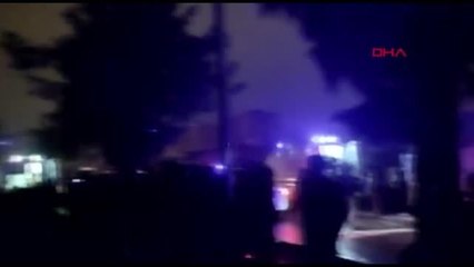 DİYARBAKIR BAĞLAR İLÇESİN'DE BİNA ÇÖTÜ; KURTARMA ÇALIŞMALARI SÜRÜYOR