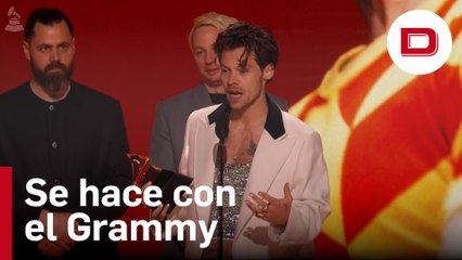 Así recibió Harry Styles el Grammy al álbum del año