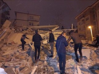 Adana deprem son durum! Adana depremi şiddeti kaç, deprem nerede oldu? Adana depremde ölen var mı?