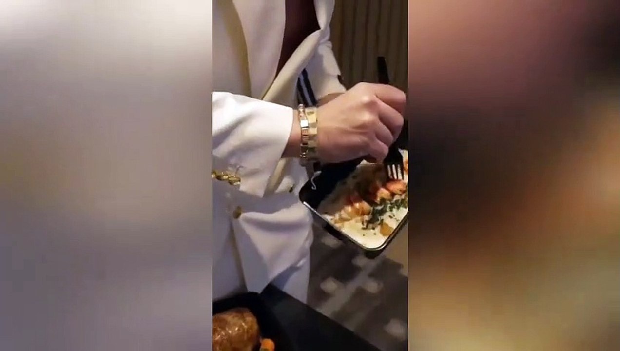 SteveWillDoIt Trying Gordon Ramsay’s Food