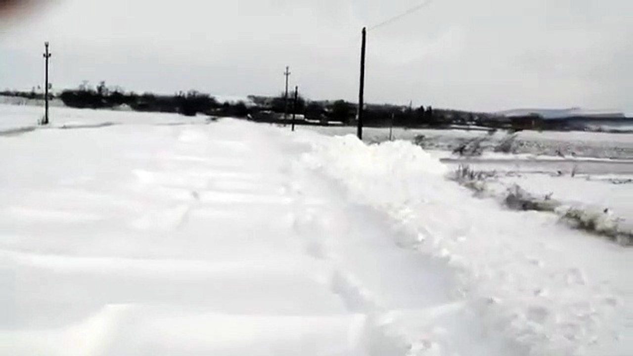 Iesirea din satul Chilia spre Hlăpești