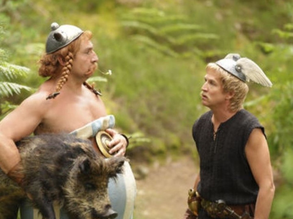 "asterix & obelix im reich der mitte": neuer trailer zum gallier-spaß