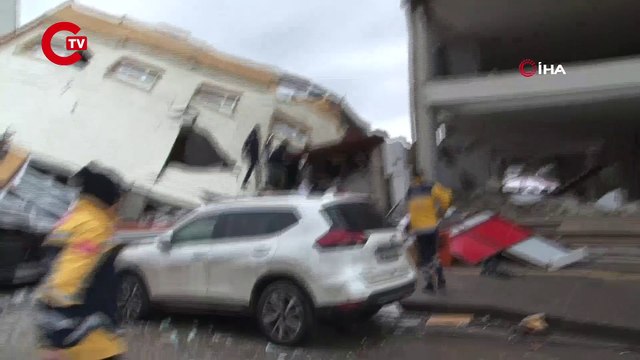 Kahramanmaraş depreminde 7 saat sonra gelen mucize: 5 yaşındaki çocuk kurtarıldı