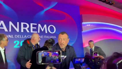 Sanremo 2023, Amadeus: "Romantico avere lettera Zelenksy e poterla leggere" - Video