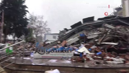 Adıyaman'da depremde belediye binası yerle bir oldu