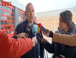 Diecinueve dotaciones de bomberos trabajan en un incendio en Tortosa / BOMBERS