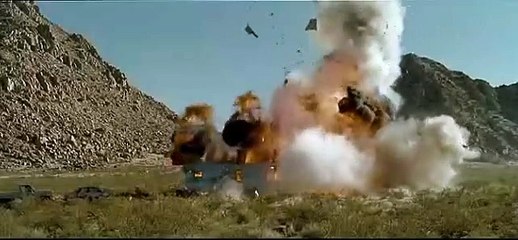 Lejos de la tierra quemada | movie | 2008 | Official Trailer