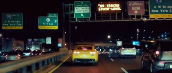 Armados y cabreados | movie | 2012 | Official Trailer