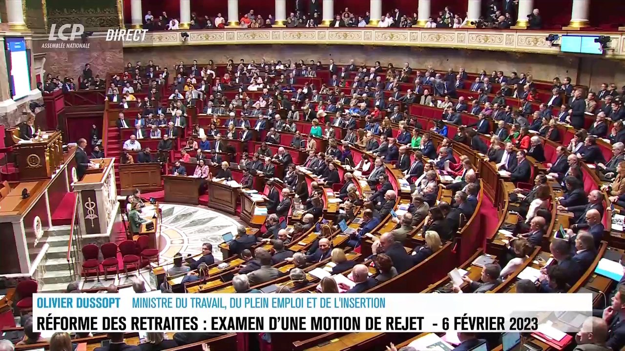 Réforme des retraites : Regardez la pagaille à l'Assemblée Nationale cet après-midi avec le Ministre du Travail, Olivier Dussopt qui a du mal à débuter son discours dans le brouhaha