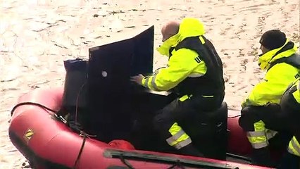 Underwater rescue team assist in search for Nicola Bulley