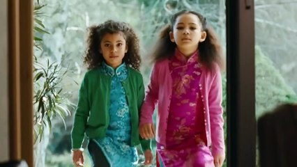 Ensemble c'est trop | movie | 2010 | Official Trailer