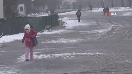 Beylikdüzü'nde kar yağışı ve şiddetli fırtına