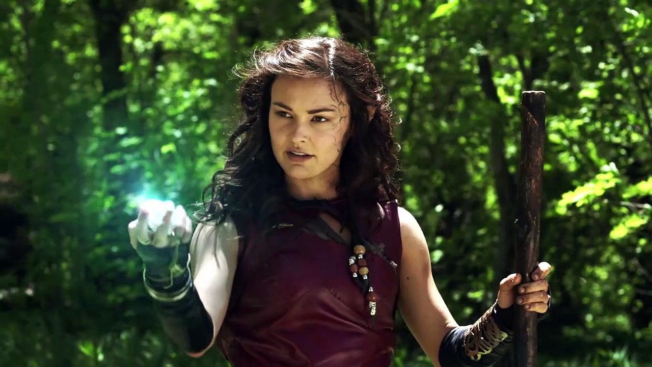 Dragon : Les Aventuriers du royaume de Dramis | movie | 2014 | Official Trailer