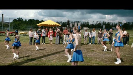 Du goudron et des plumes | movie | 2014 | Official Trailer