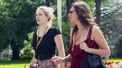 Les Coquillettes | movie | 2013 | Official Trailer