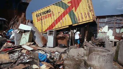 La jeune fille et les Typhons | movie | 2015 | Official Trailer