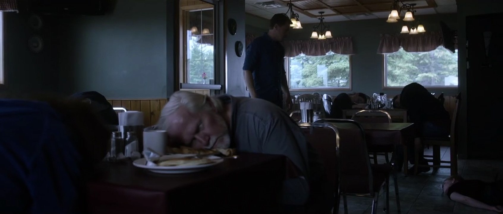 Radius - Tödliche Nähe | movie | 2017 | Official Trailer