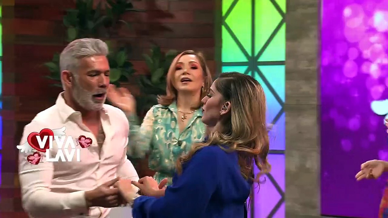 Ricardo Villarreal  invitado especial de 'Vival...