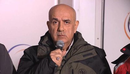 Bakan Kirişci: "1 uçak, 6 helikopter, bin 98 araç, 4 bin 794 çalışanımızla olay yerindeyiz"