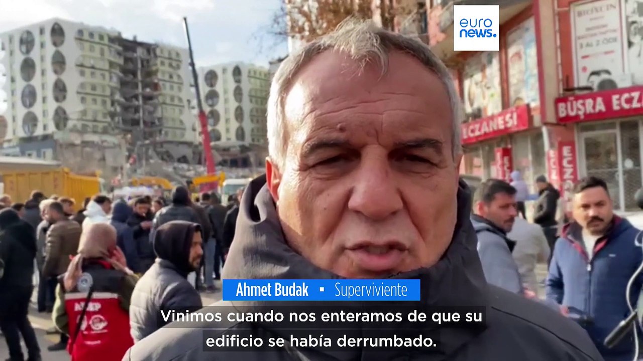 "Mis dos sobrinos y mi primo están agonizando", destaca un superviviente al seísmo en Turquía