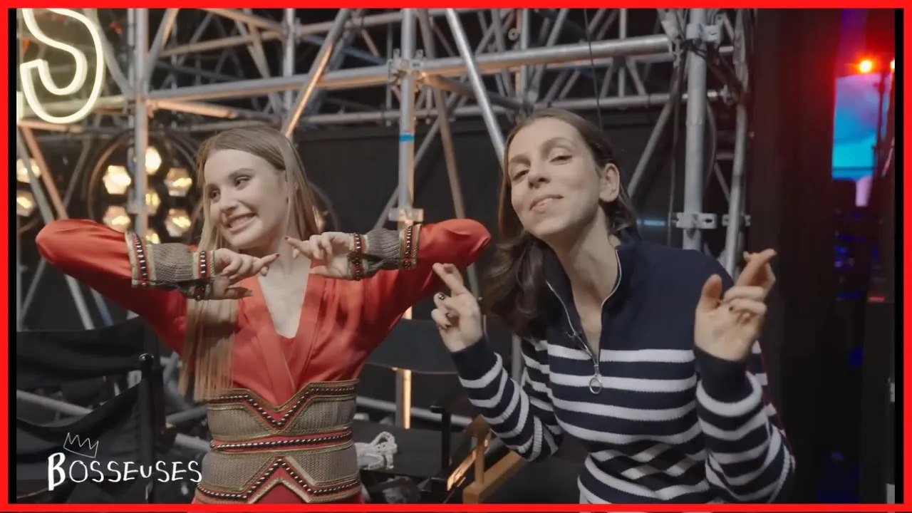 Carla Lazzari témoigne du harcèlement qu'elle a subi au lycée après le succès de son titre BimBamToi