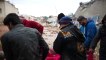Muertos en cada esquina en la ciudad siria de Jindires tras el sismo