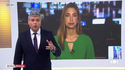 Fãs brigam com cambistas em fila para comprar ingressos para o show do RBD 06/02/2023 16:31:17