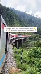 Har मोड pe mil jate hain humdard hazaron!  FAIZ  Teri basti main adakaar bht hain✒️