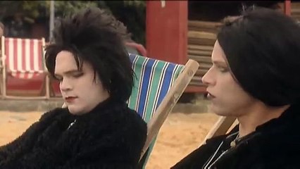 Bruiser | show | 2000 | Official Clip