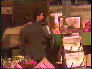 Herman's Head | show | 1991 | Official Clip