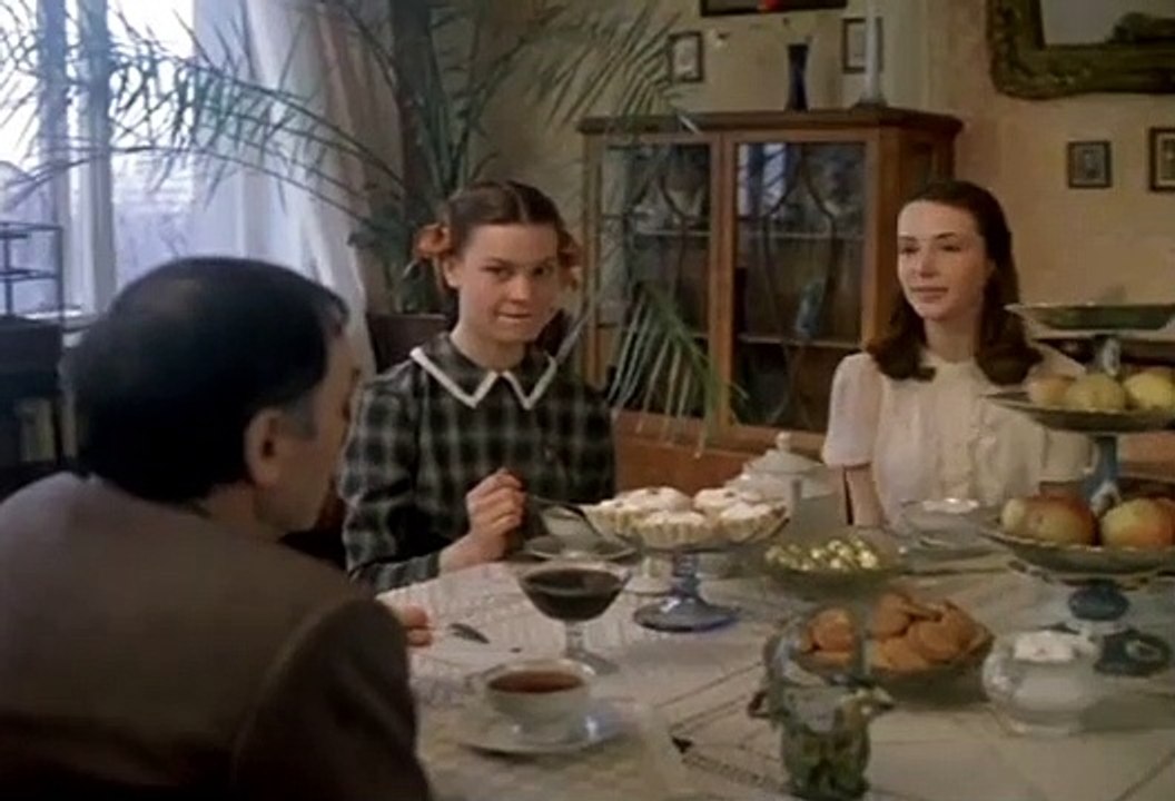 Завтра была война | movie | 1987 | Official Trailer