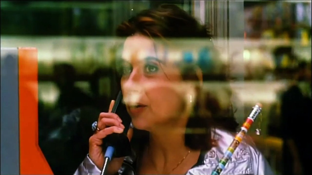 Brot und Tulpen | movie | 2000 | Official Trailer