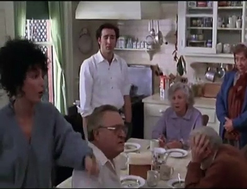 Mondsüchtig | movie | 1987 | Official Trailer