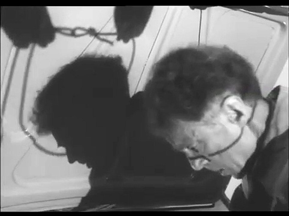 Die Nylonschlinge | movie | 1965 | Official Trailer