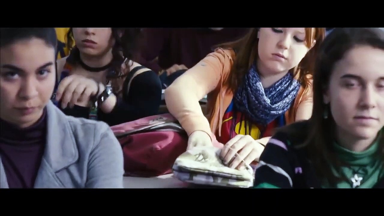 Rot und Blau | movie | 2012 | Official Trailer